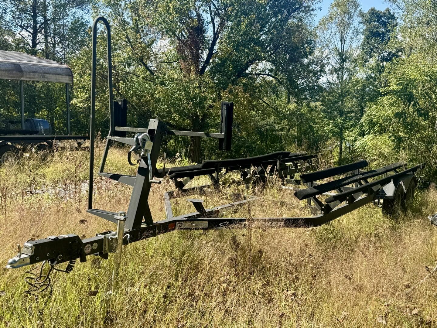 2019 Sun Tracker Fishin' Barge 20DLX