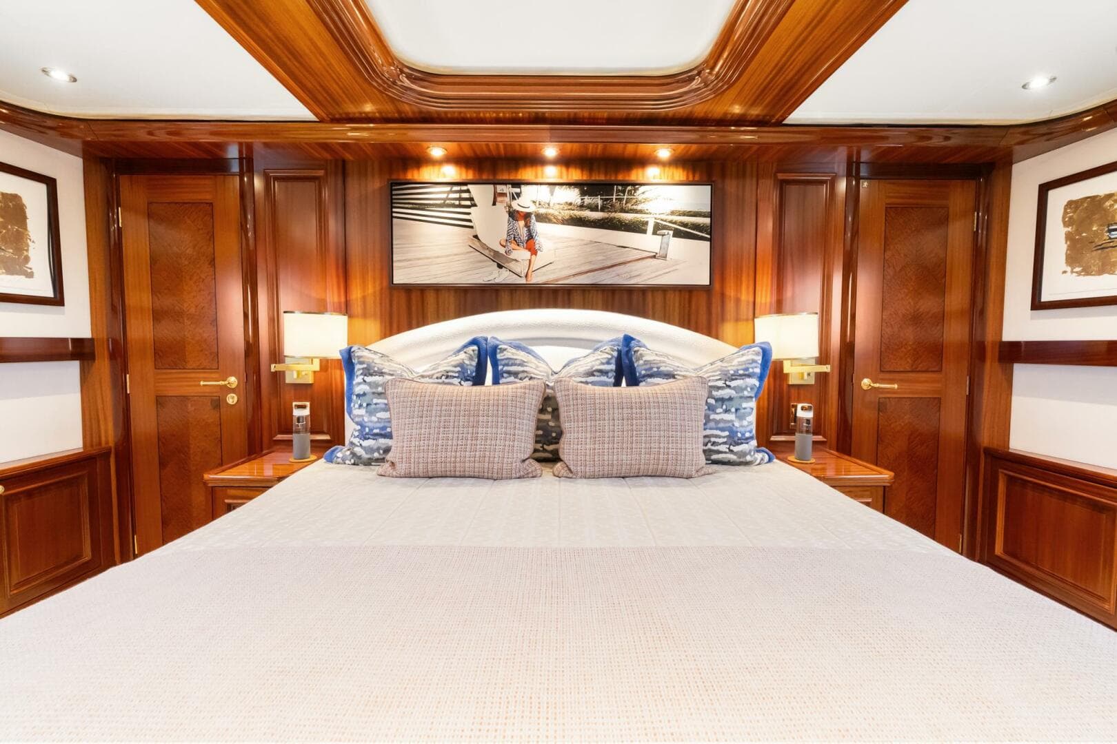2010 Westport Superyacht