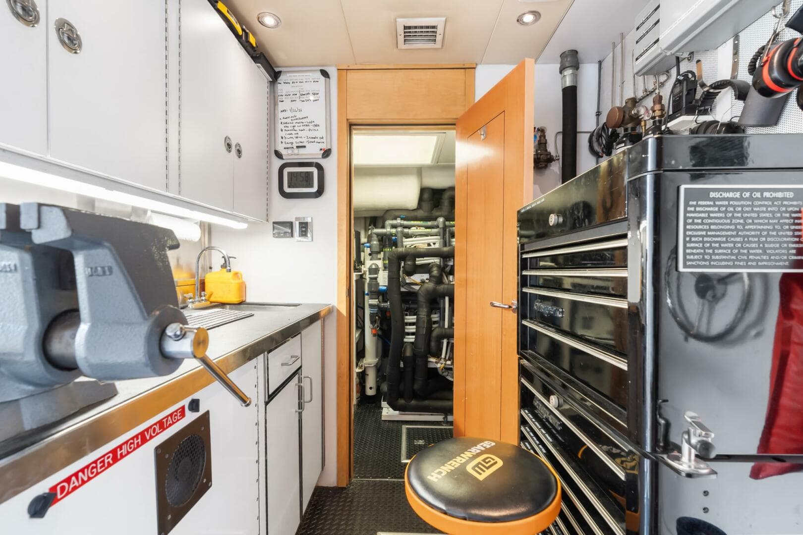 2010 Westport Superyacht