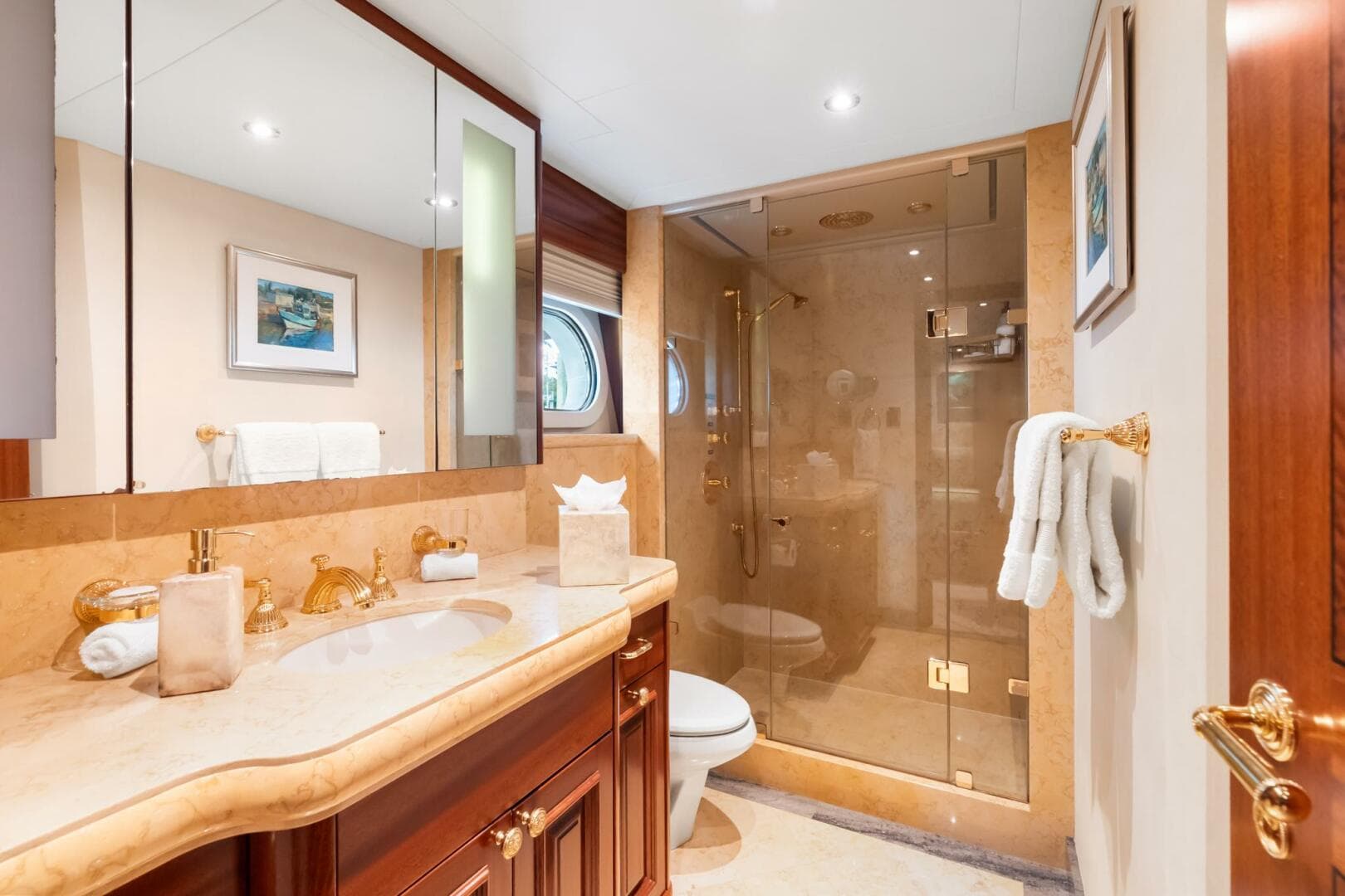 2010 Westport Superyacht