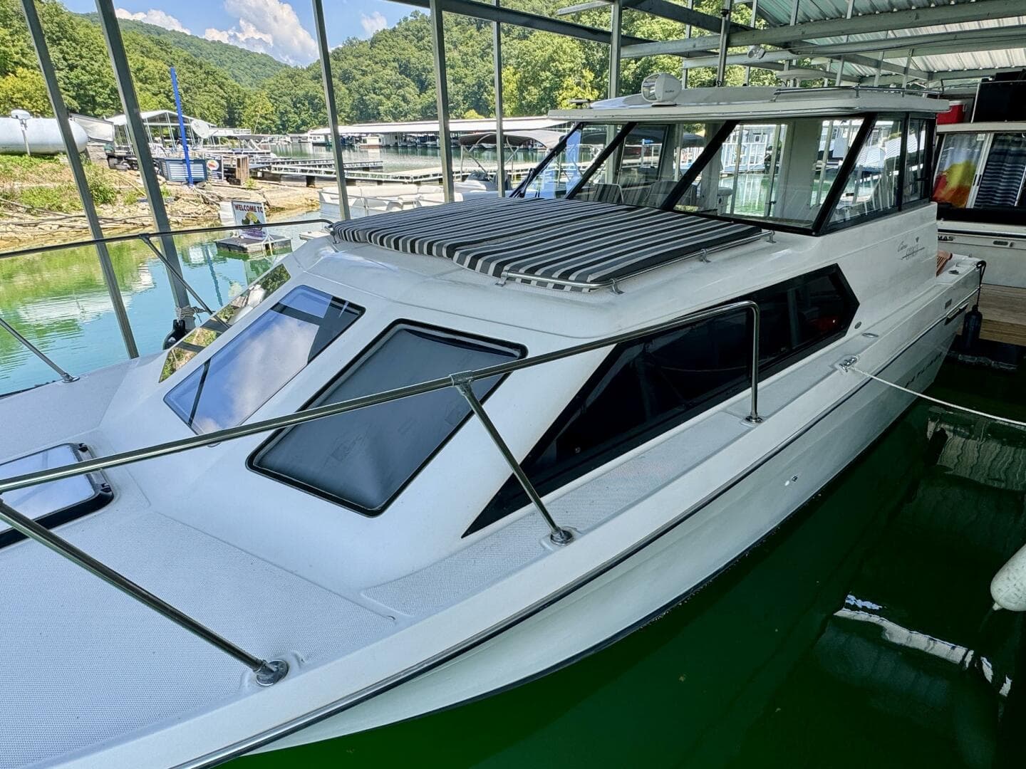 1997 Bayliner 2859 Ciera Express