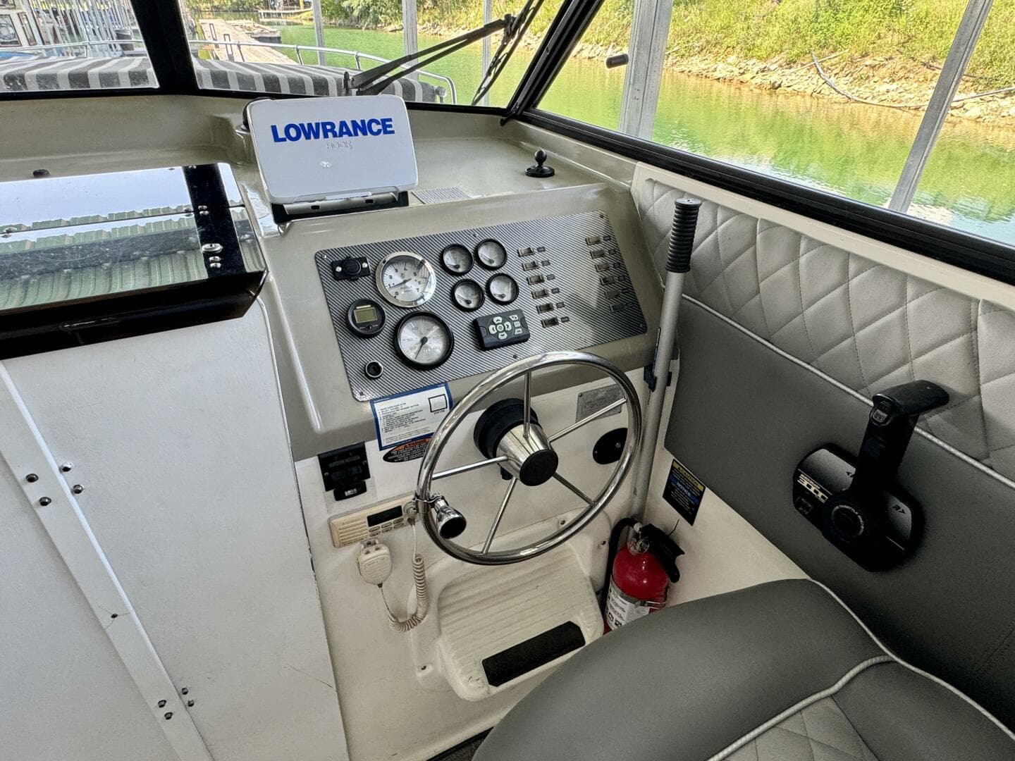 1997 Bayliner 2859 Ciera Express