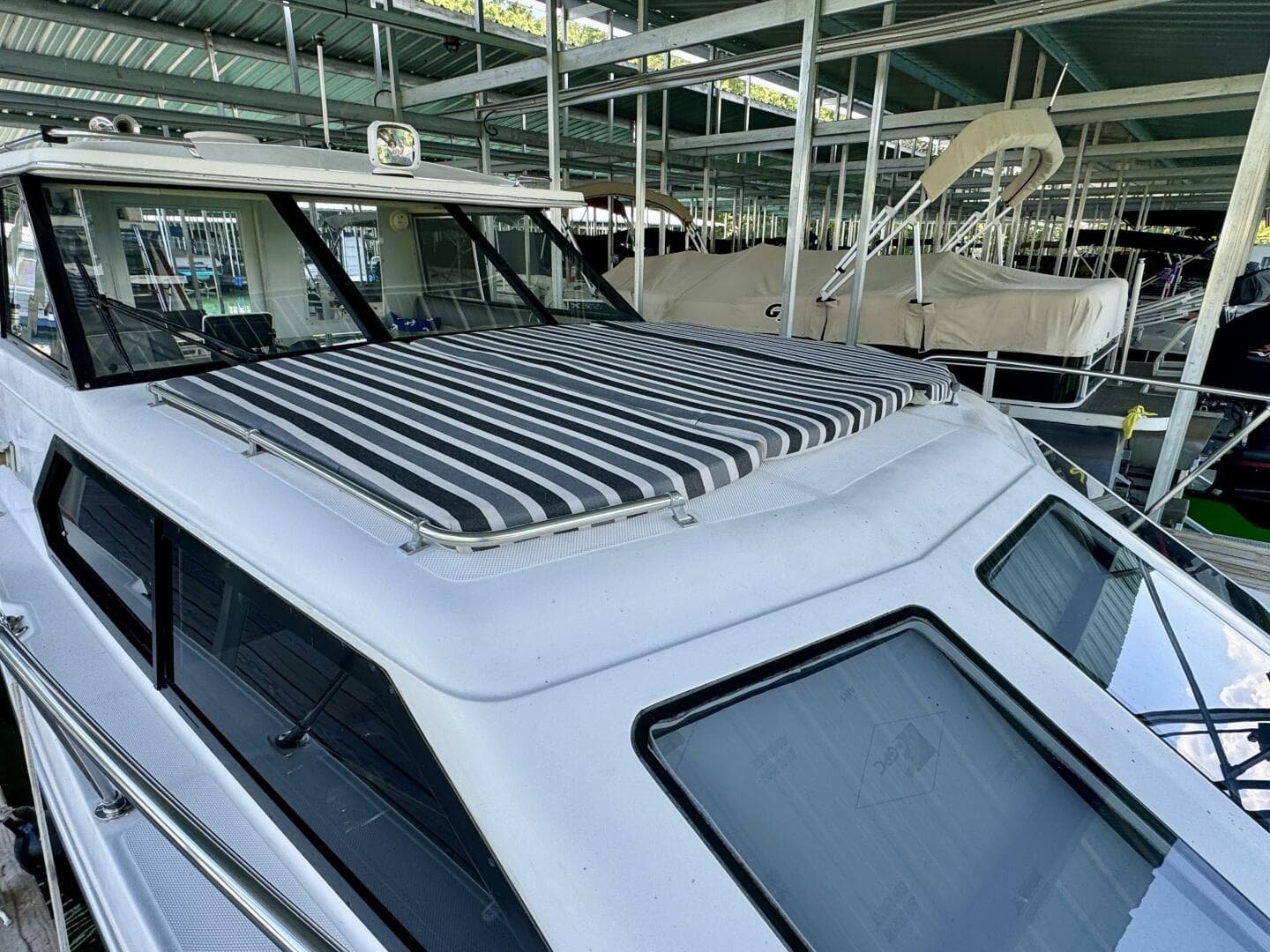 1997 Bayliner 2859 Ciera Express