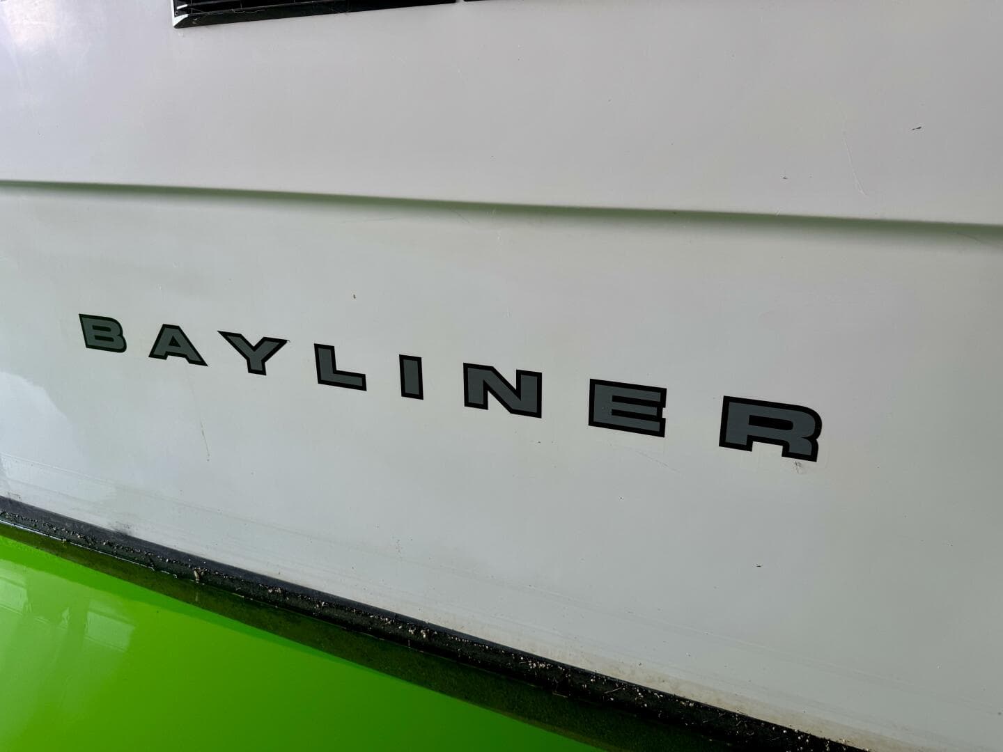 1997 Bayliner 2859 Ciera Express