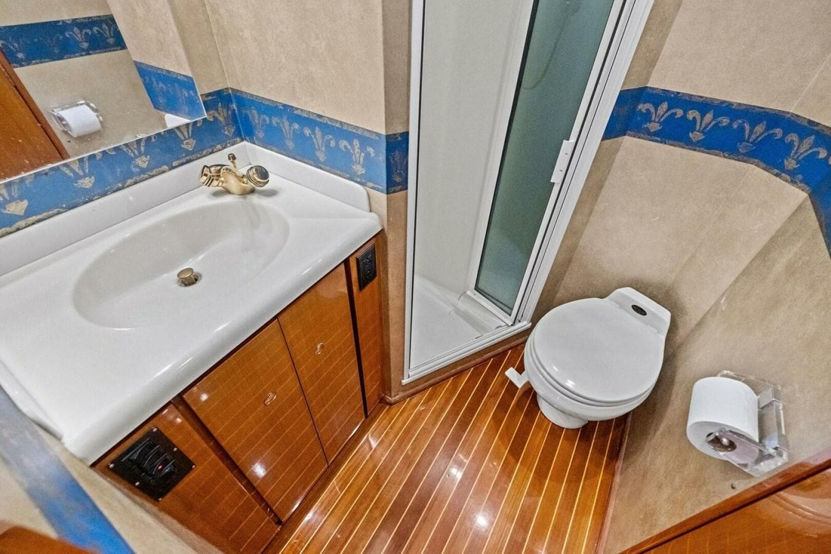 2001 Viking Sportfish