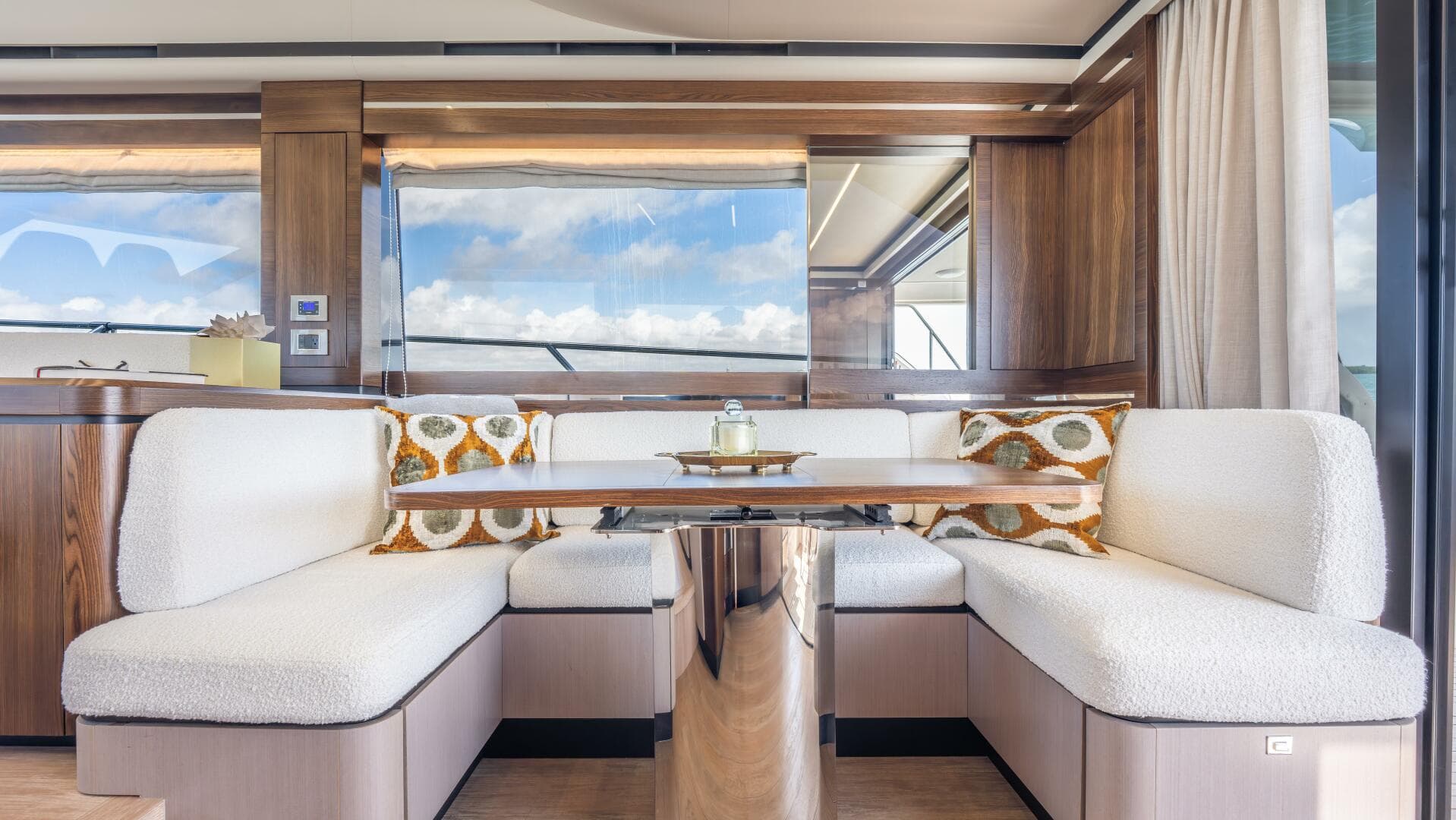 2019 Absolute 58 Fly