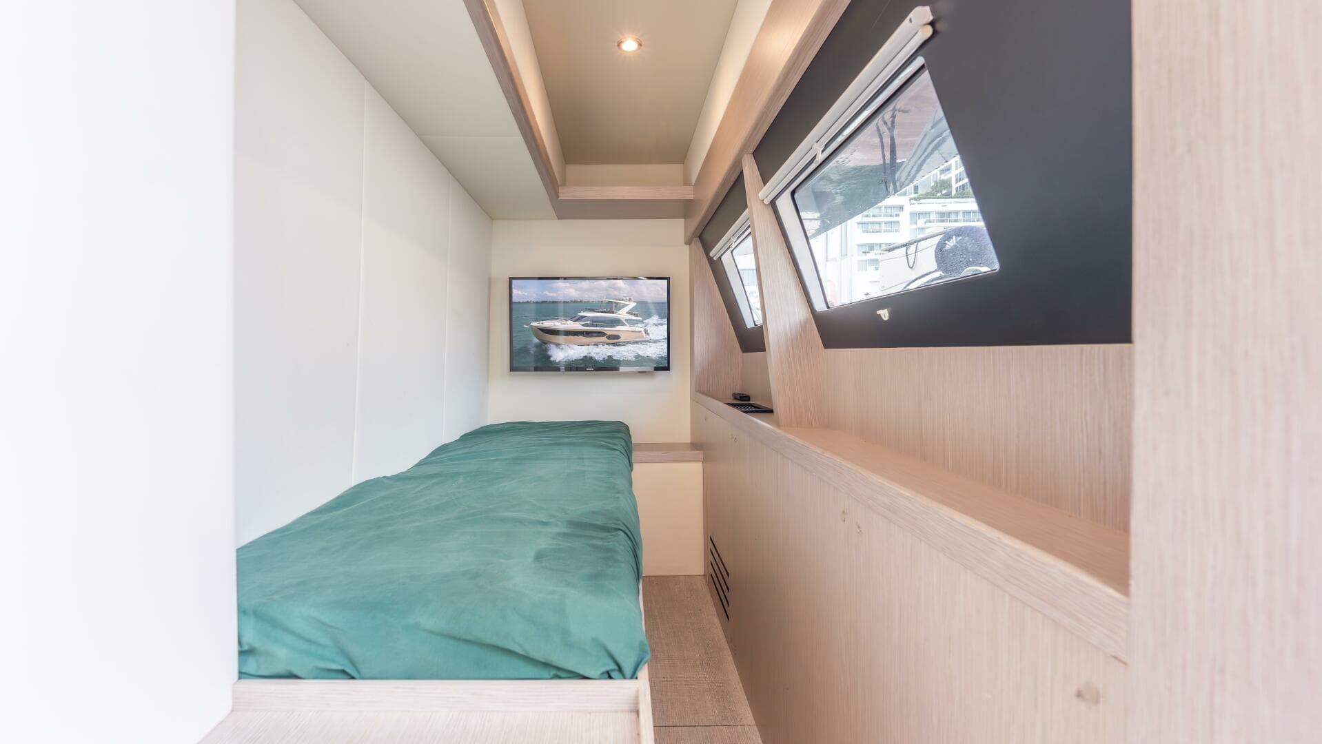 2019 Absolute 58 Fly