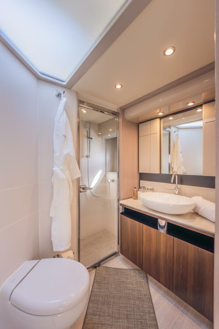 2019 Absolute 58 Fly