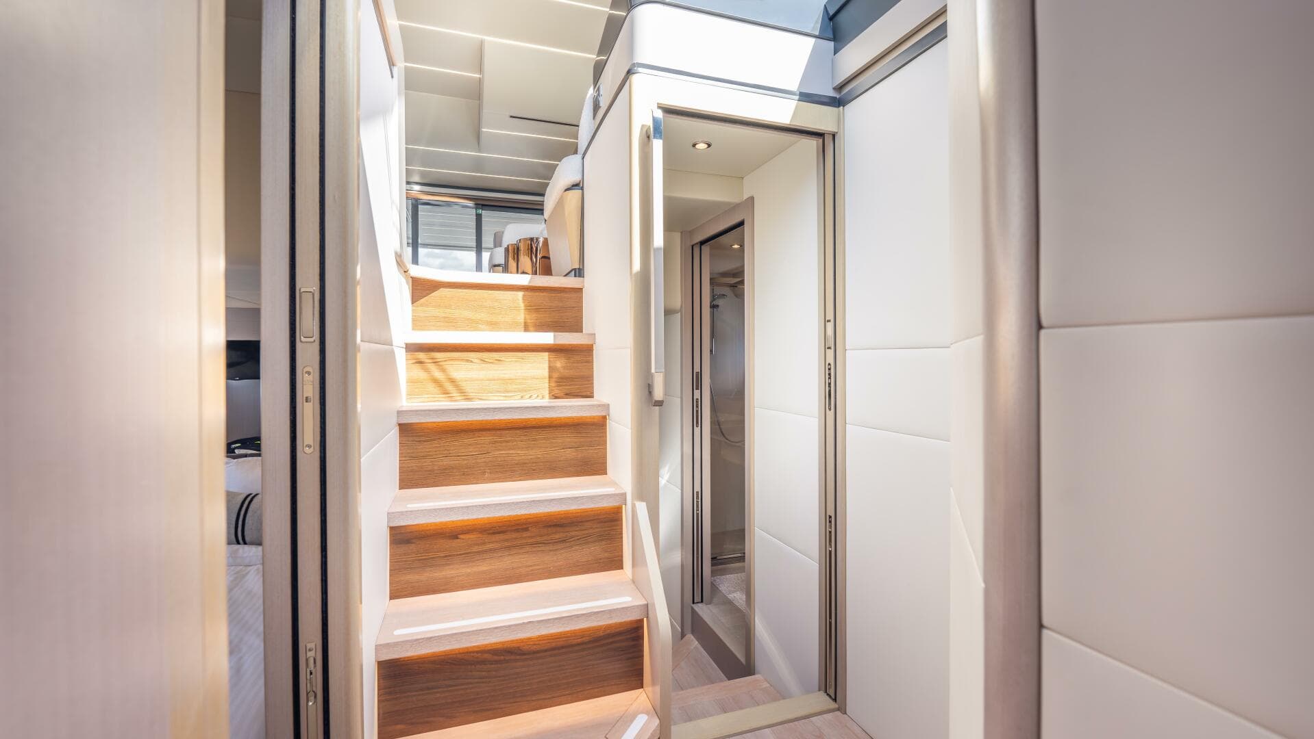 2019 Absolute 58 Fly