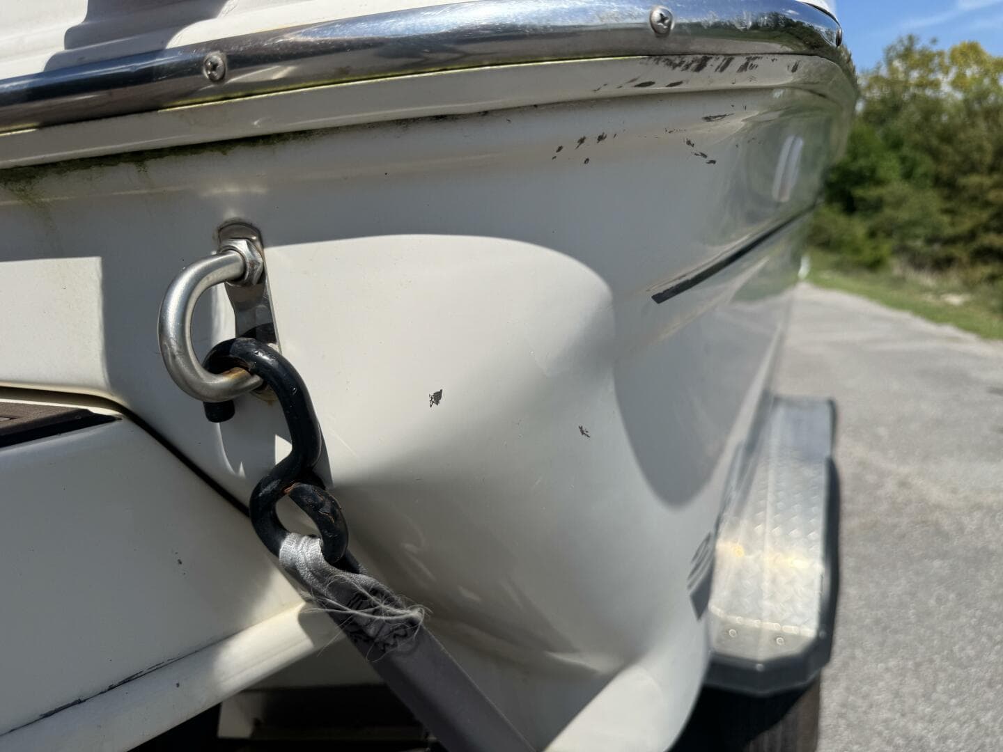 1999 Sea Ray 215 Express Cruiser