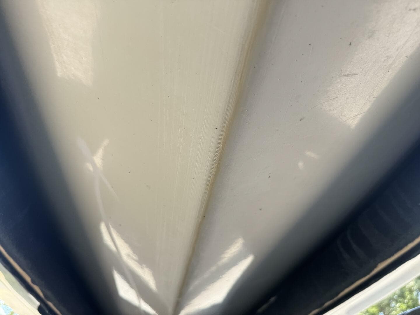 1999 Sea Ray 215 Express Cruiser