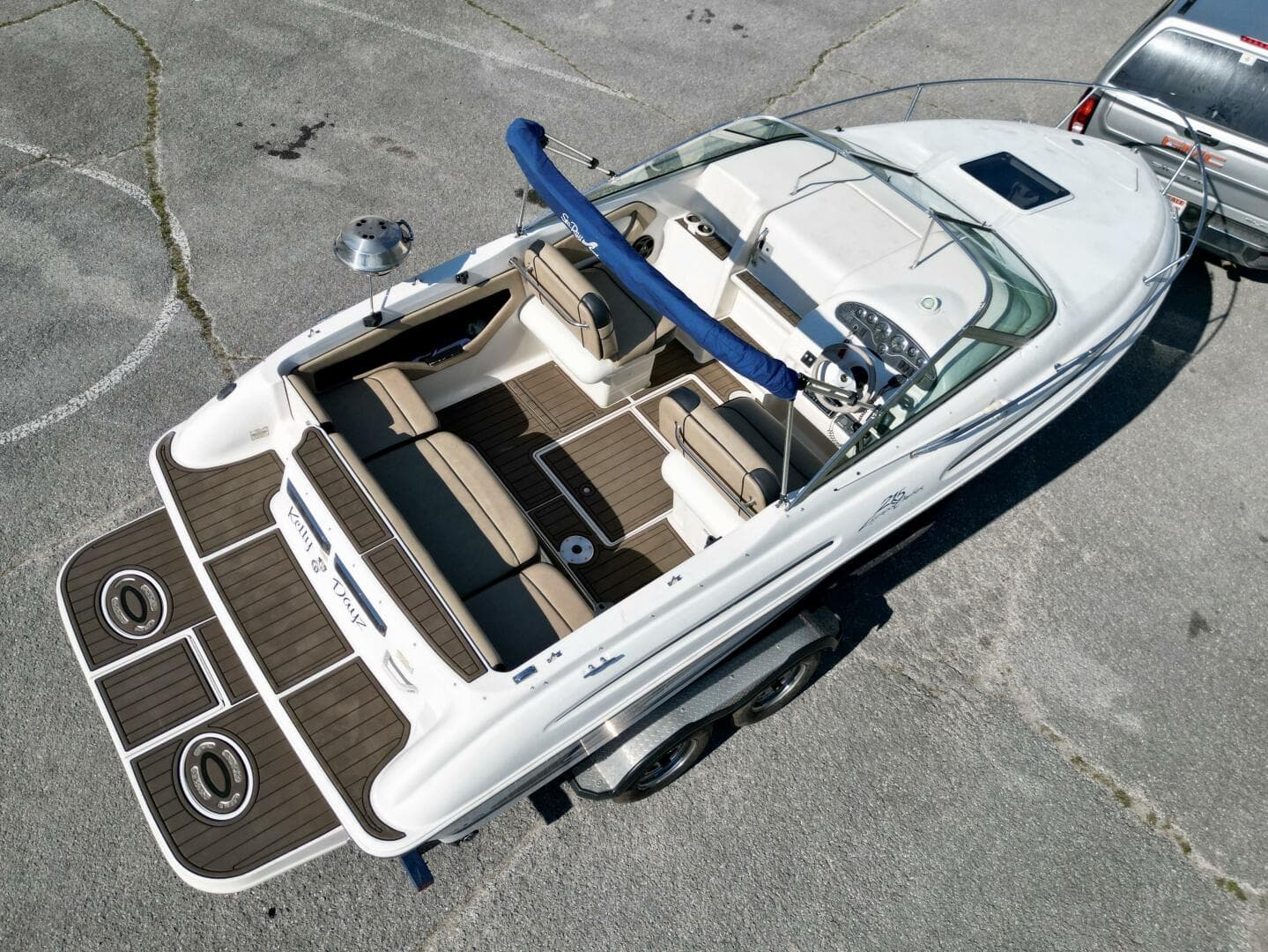 1999 Sea Ray 215 Express Cruiser