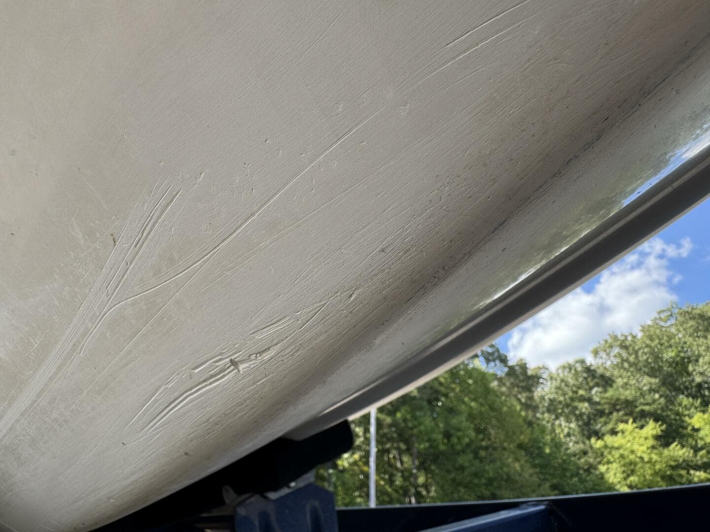 1999 Sea Ray 215 Express Cruiser