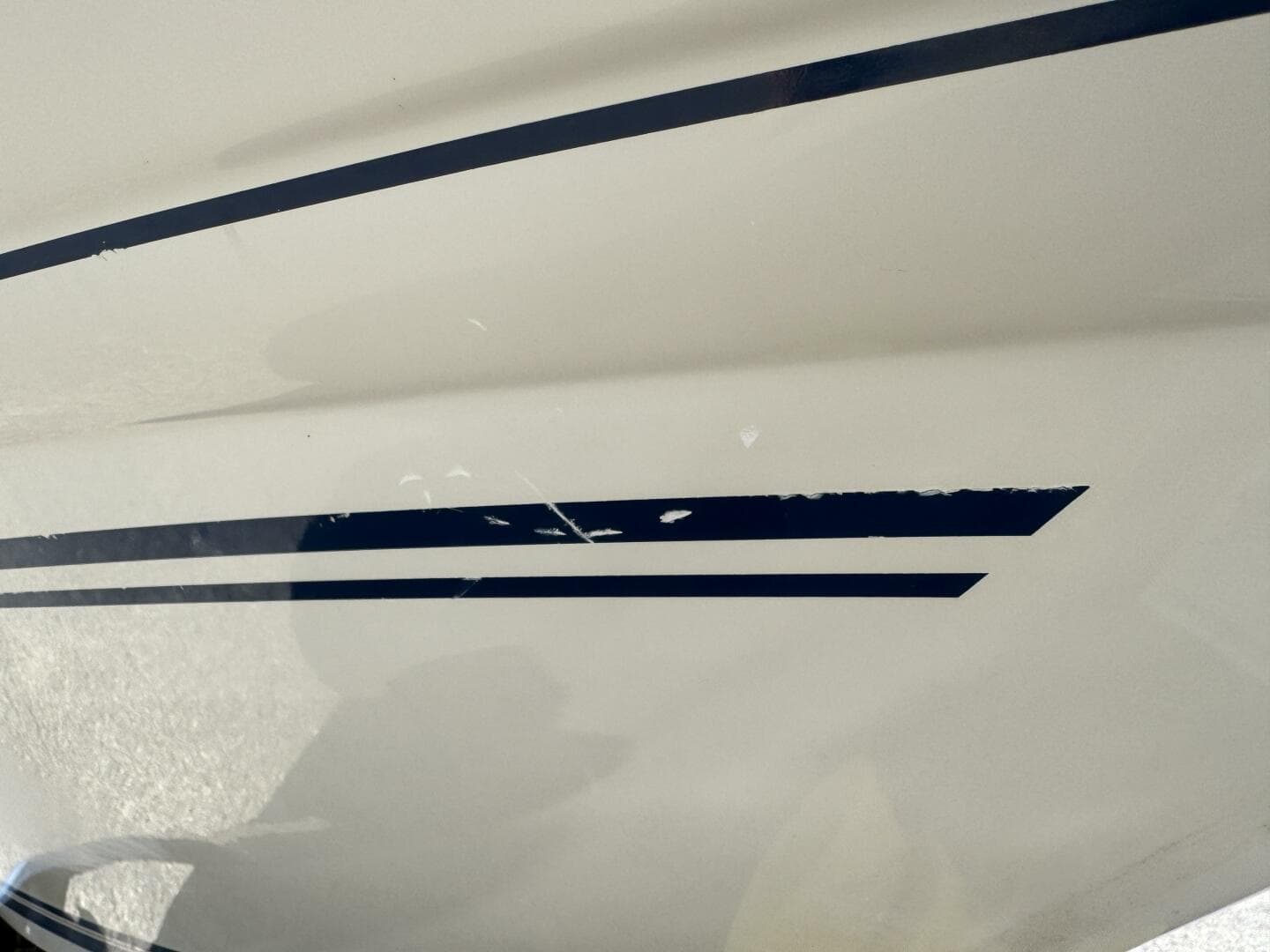 1999 Sea Ray 215 Express Cruiser