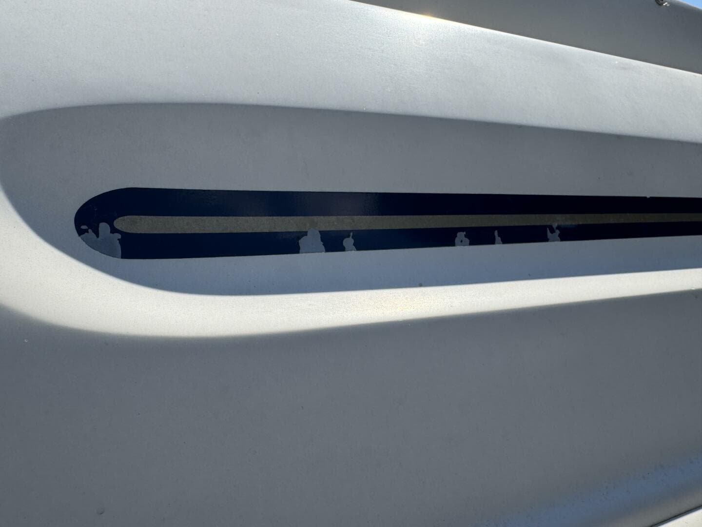 1999 Sea Ray 215 Express Cruiser