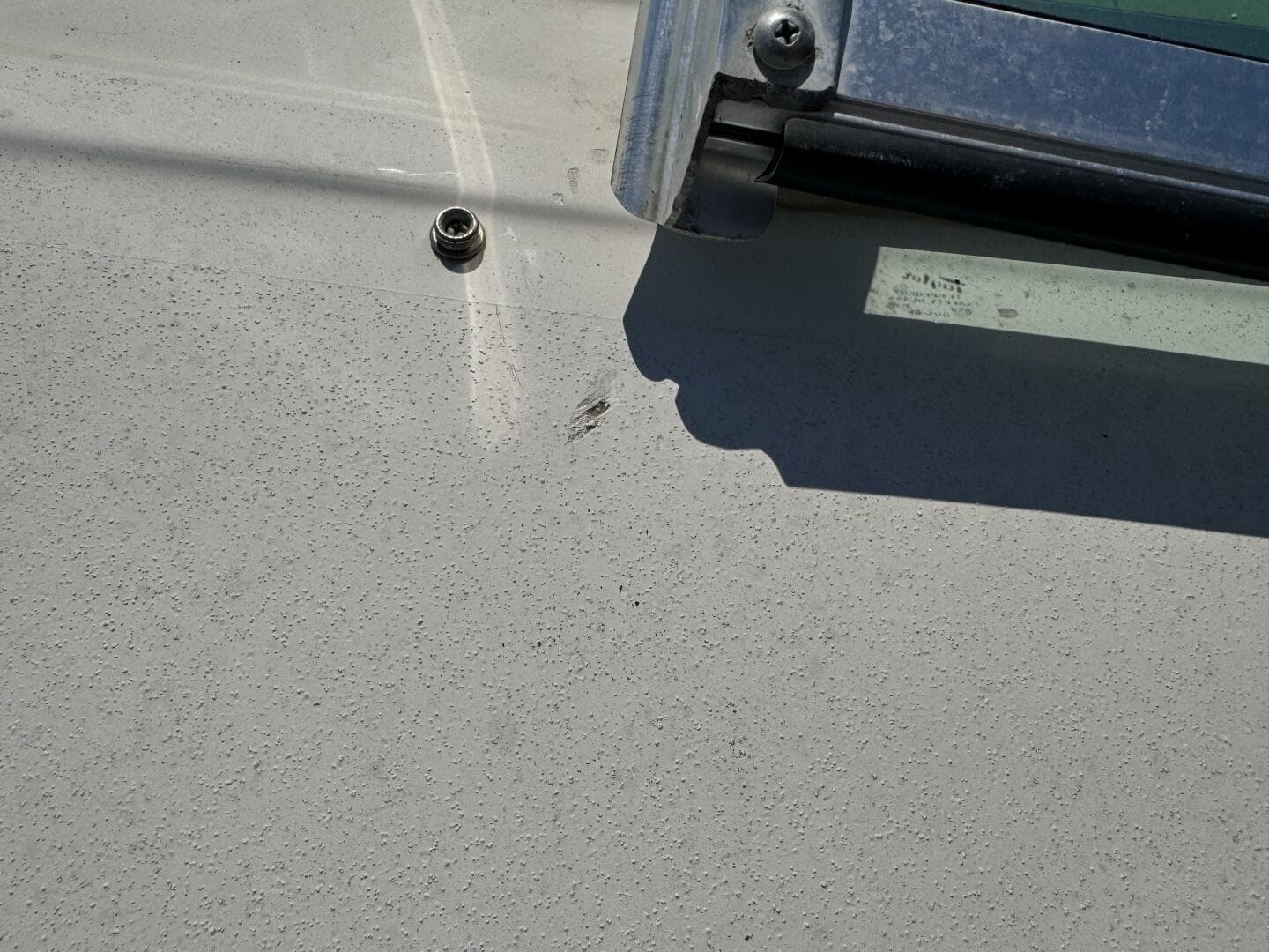 1999 Sea Ray 215 Express Cruiser