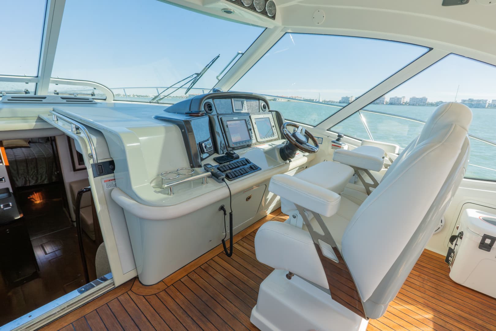 2010 Sea Ray 50 SUNDANCER