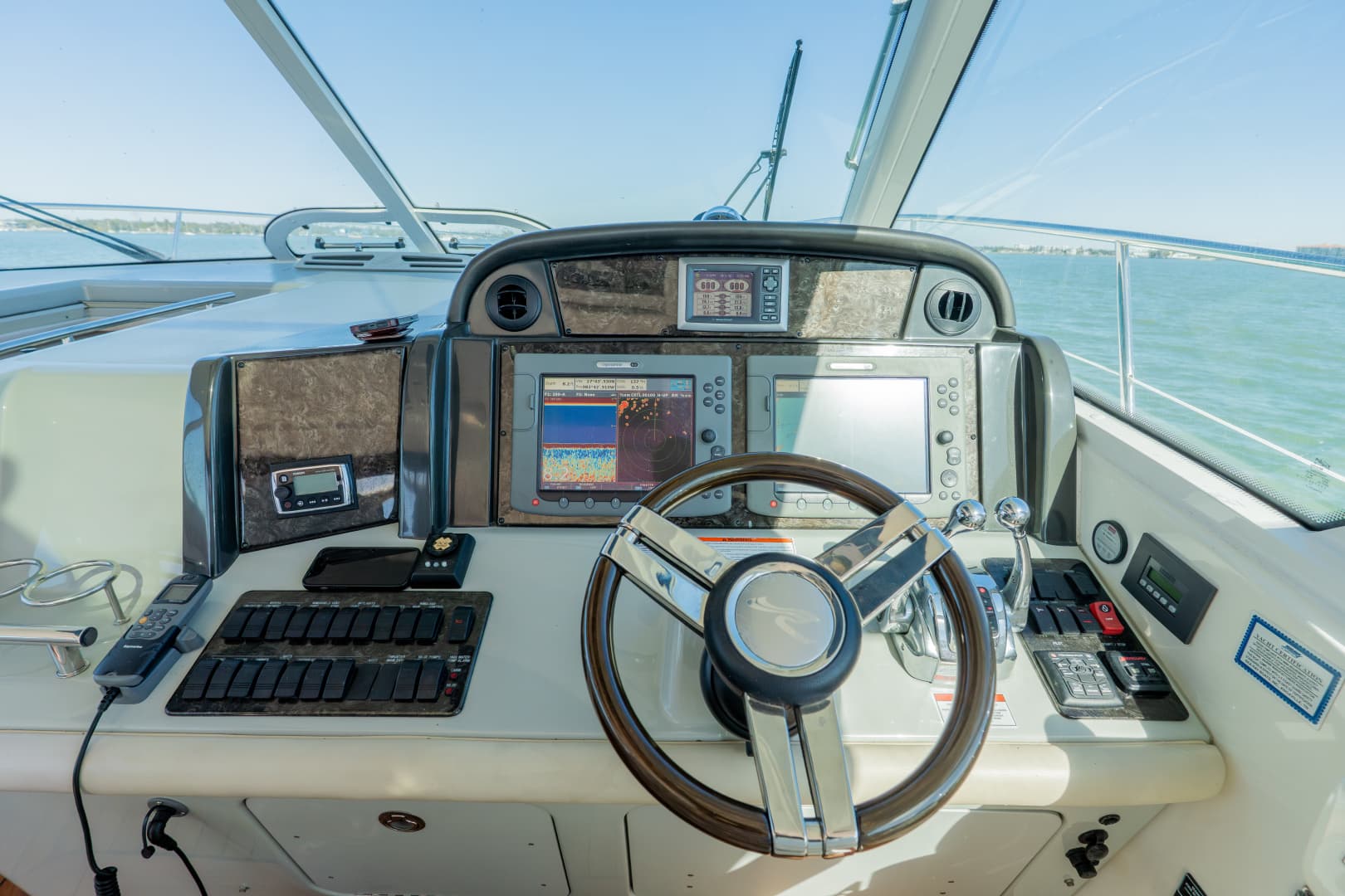2010 Sea Ray 50 SUNDANCER