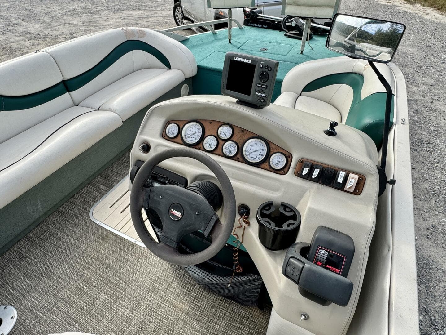 2002 Sun Tracker Party Deck 21