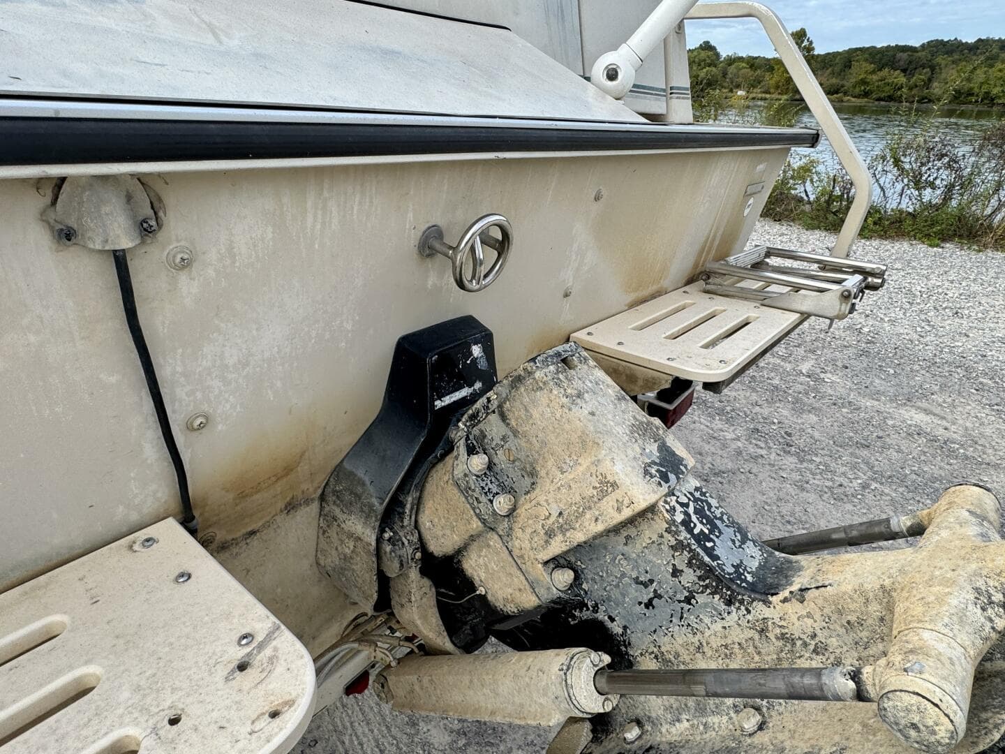 2002 Sun Tracker Party Deck 21