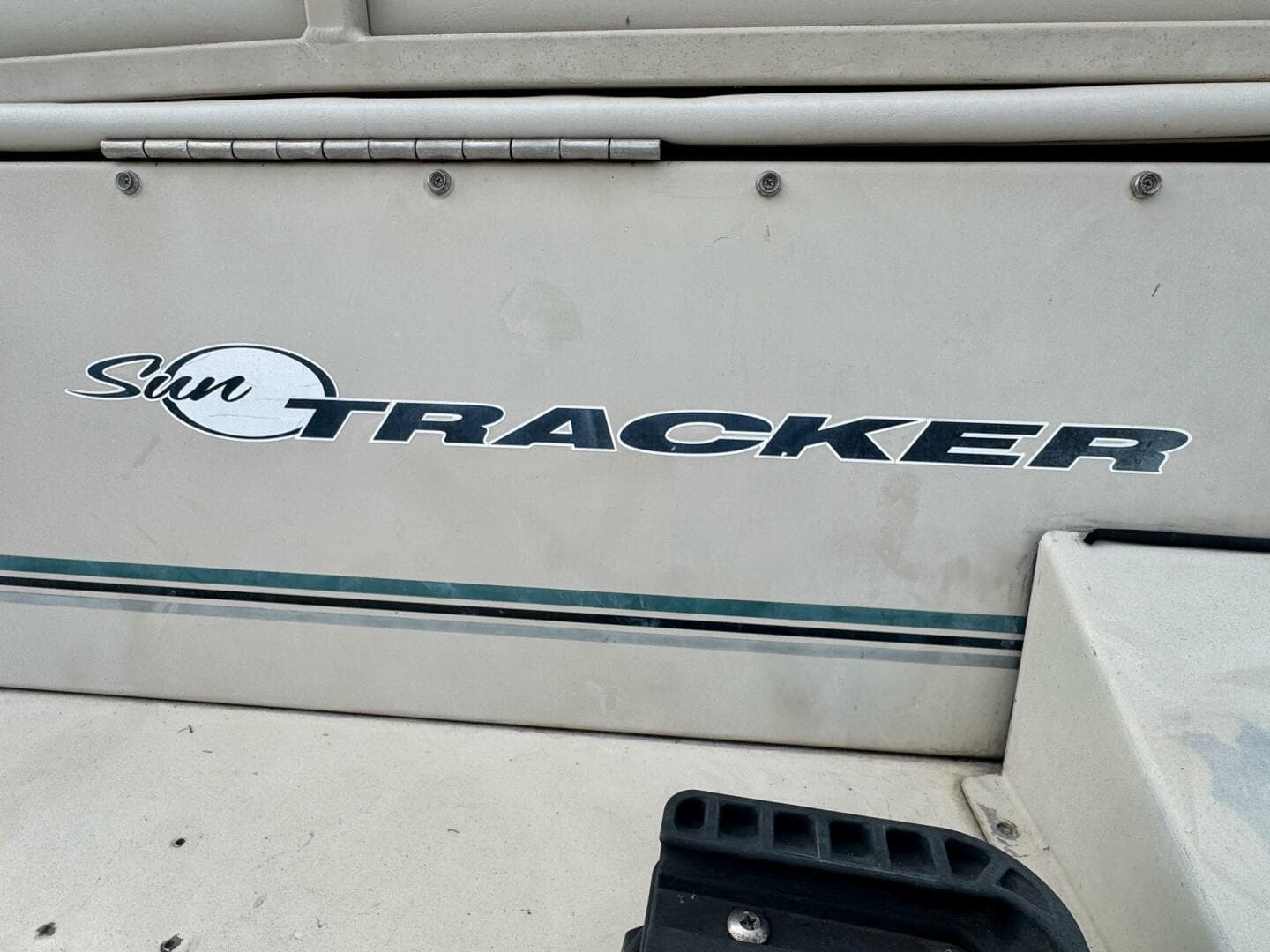 2002 Sun Tracker Party Deck 21