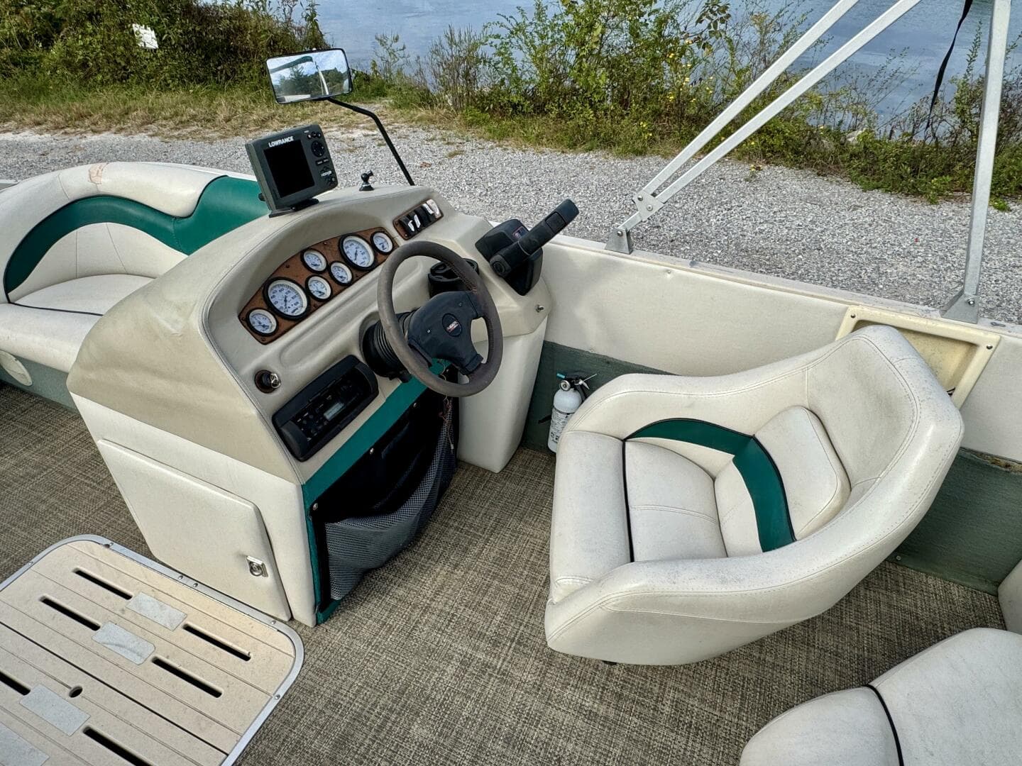 2002 Sun Tracker Party Deck 21