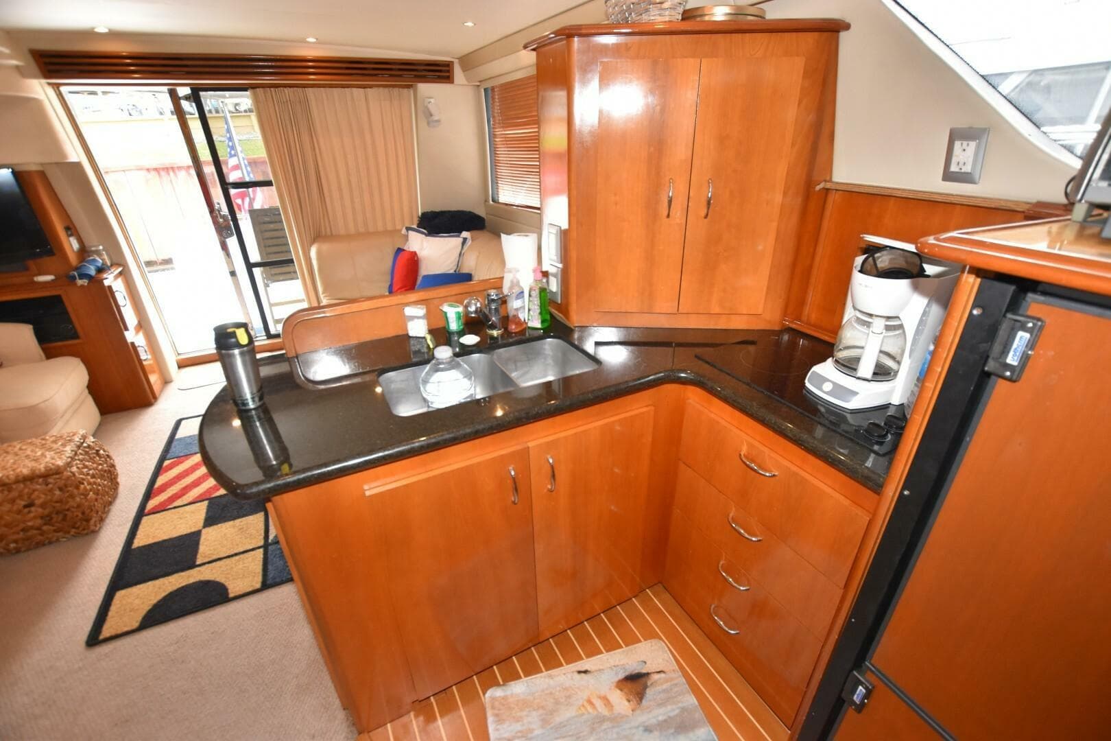 2006 Carver 46 Voyager