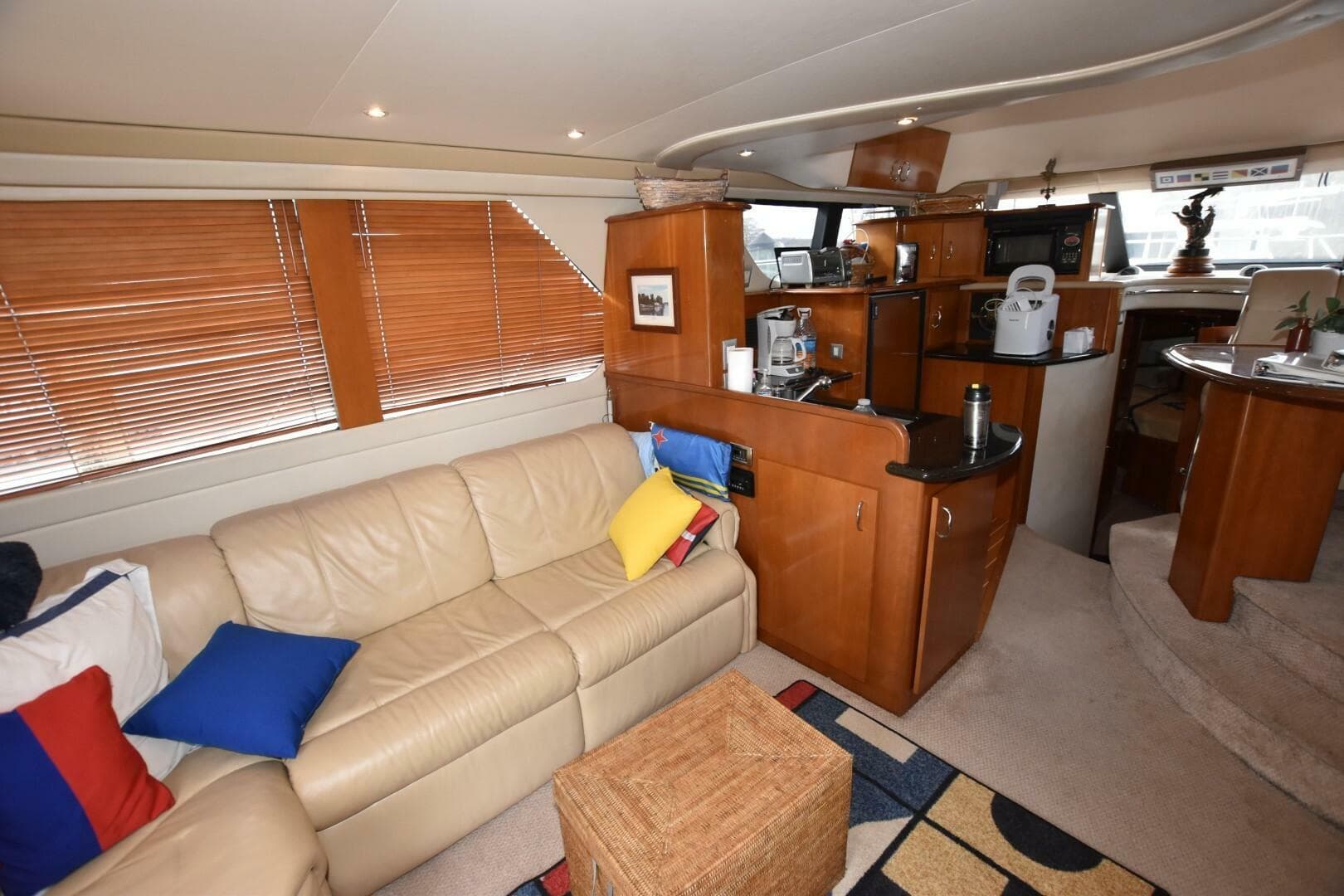 2006 Carver 46 Voyager