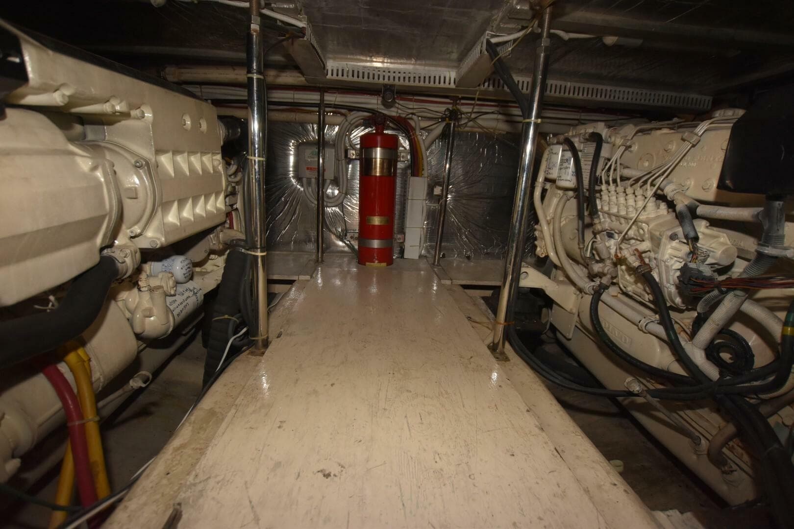 2006 Carver 46 Voyager