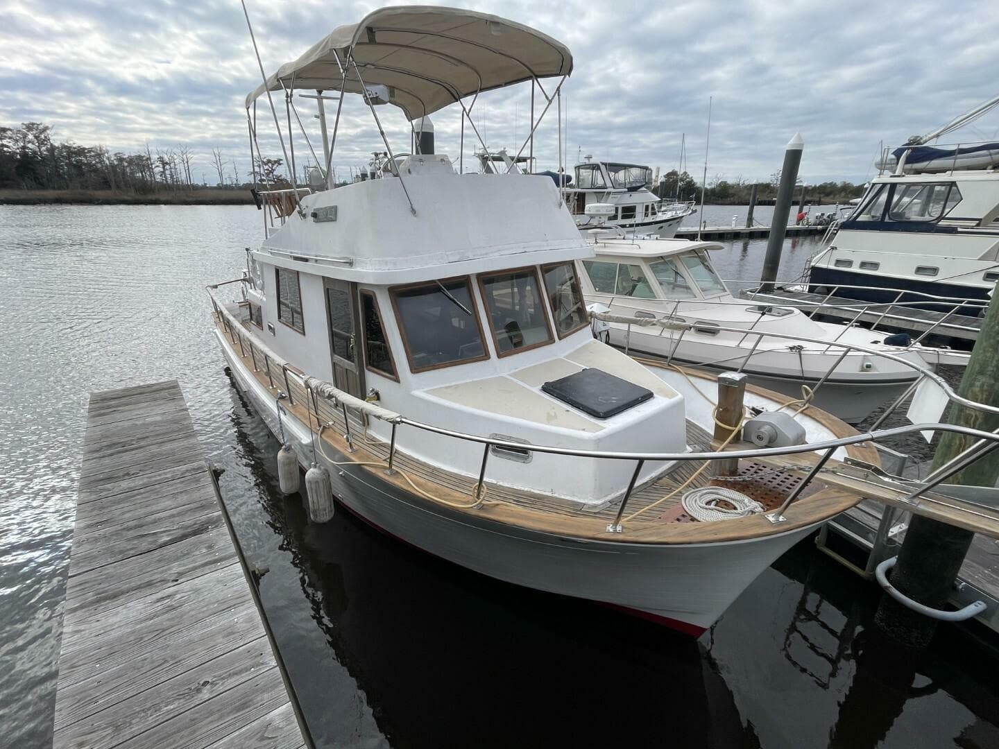1991 Marine Trader 34 Double Cabin