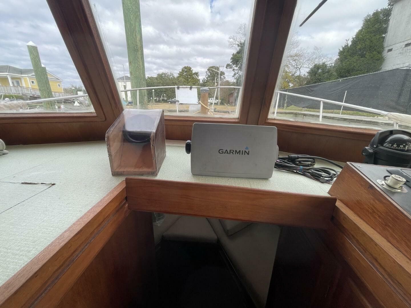 1991 Marine Trader 34 Double Cabin