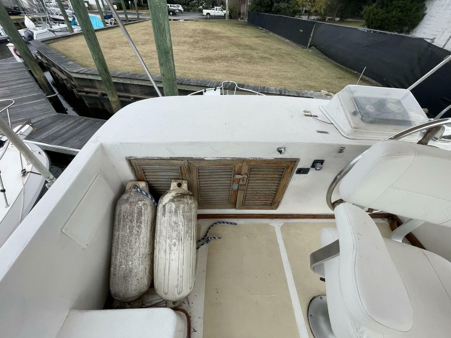 1991 Marine Trader 34 Double Cabin