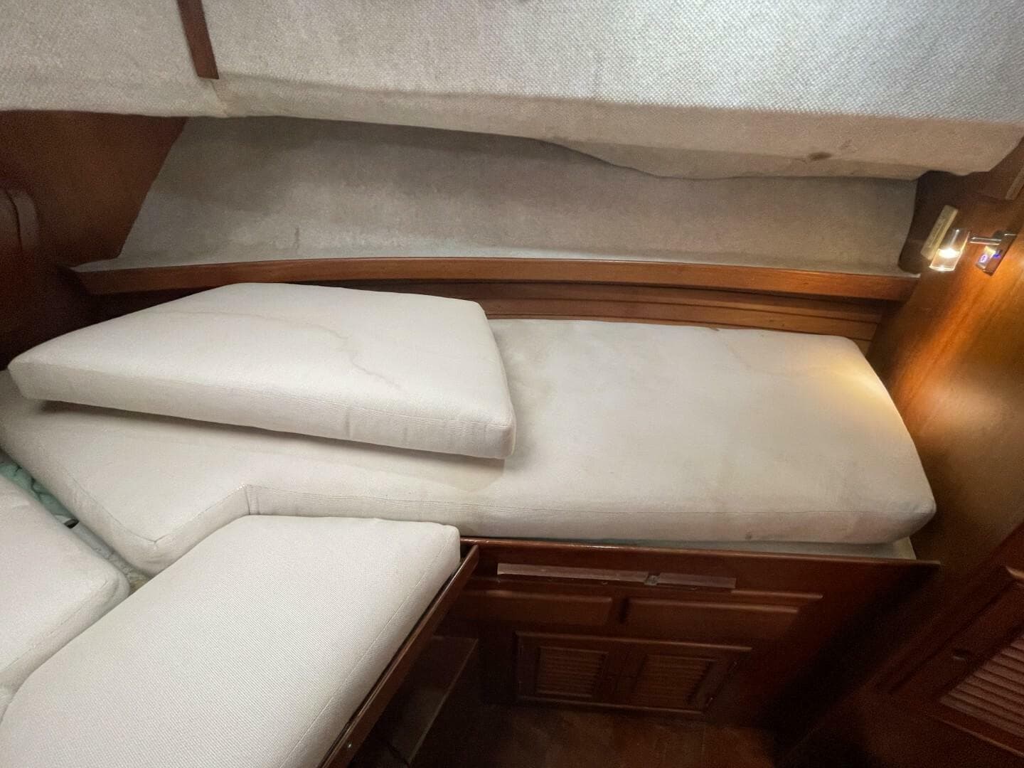 1991 Marine Trader 34 Double Cabin