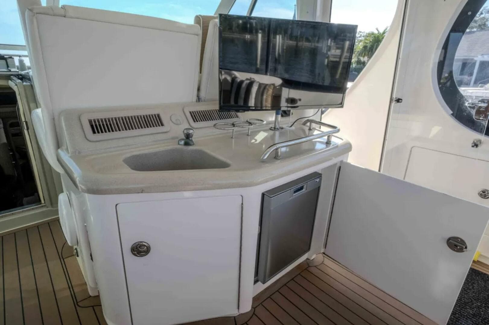 2006 Sea Ray 40 Motor Yacht