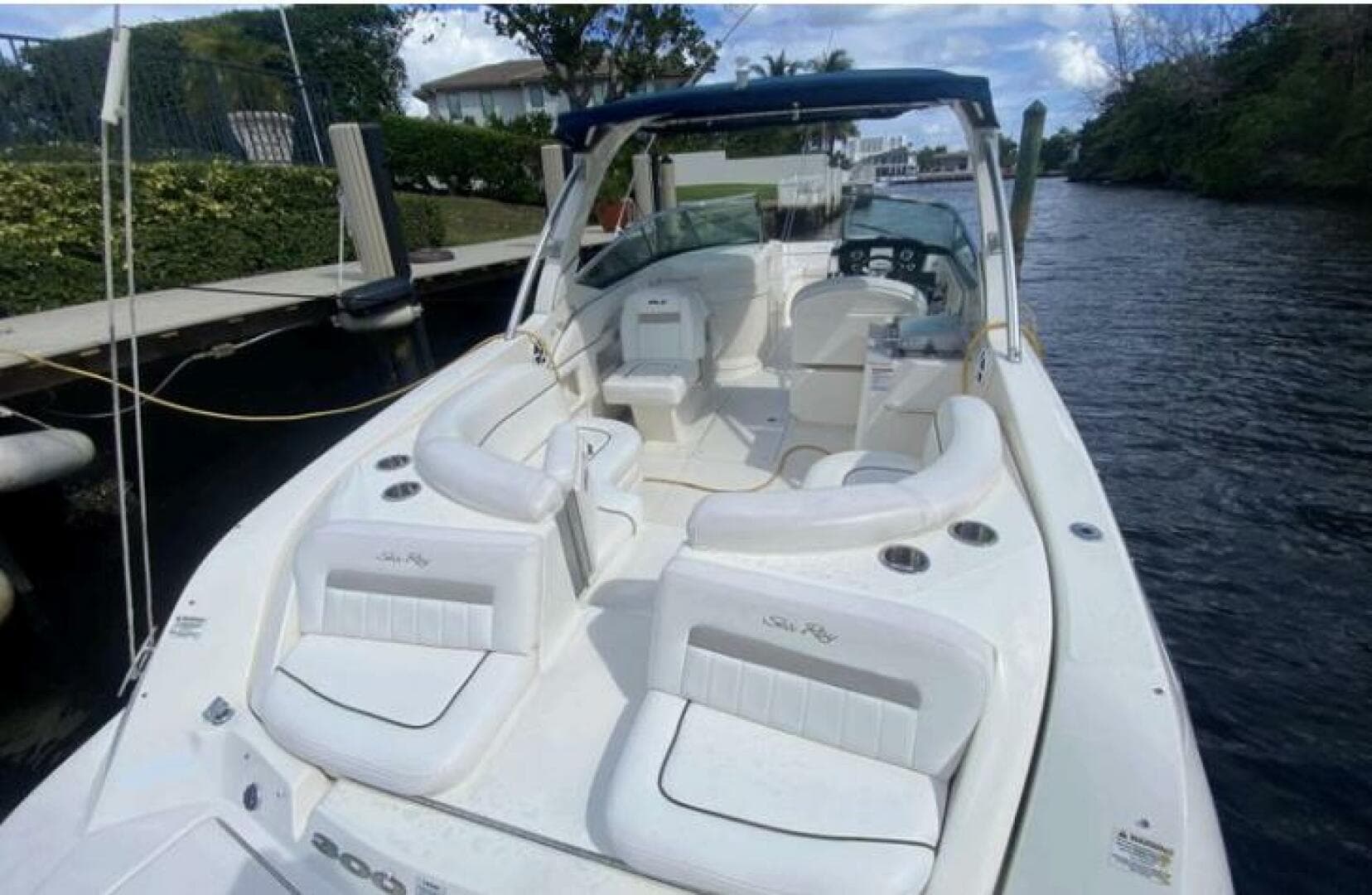 2010 Sea Ray 300 SLX