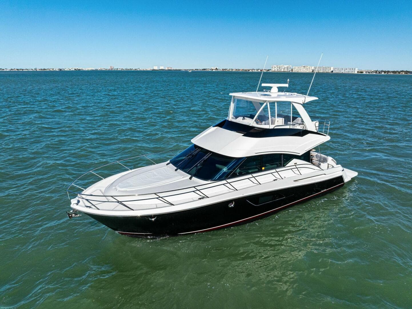 2016 Tiara Yachts 50 Flybridge - Profile 