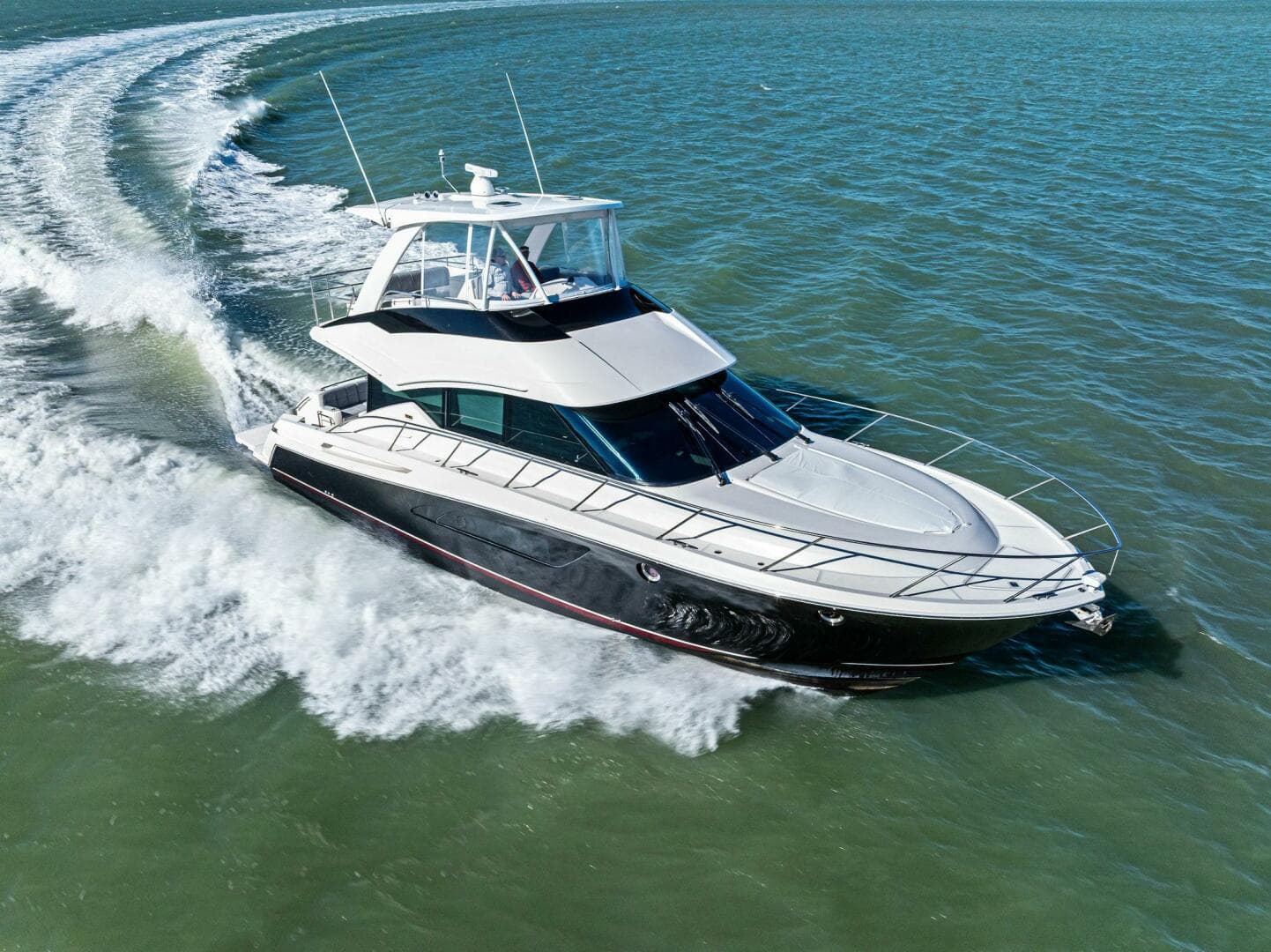 2016 Tiara Yachts 50 Flybridge - Profile