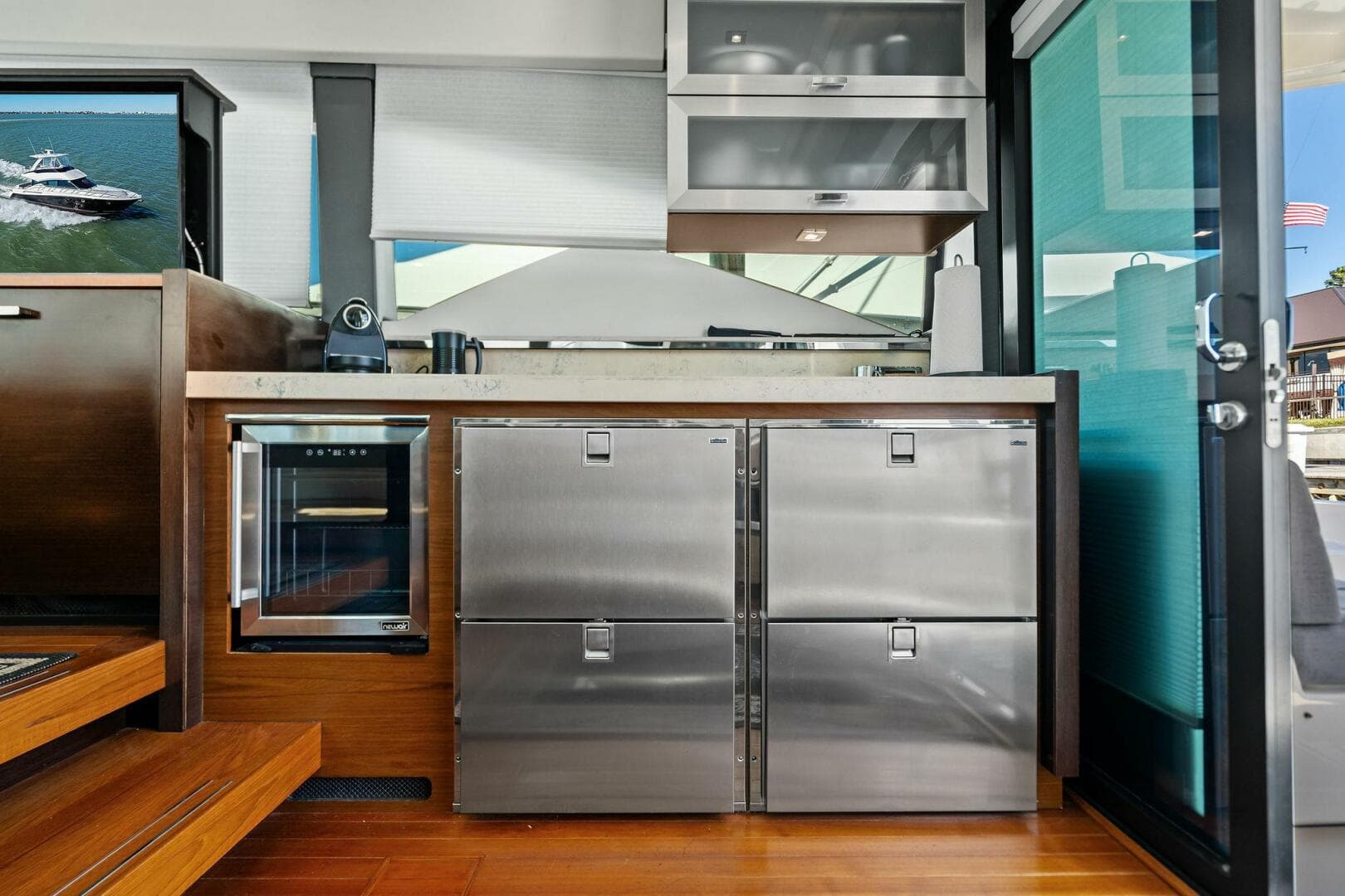 2016 Tiara Yachts 50 Flybridge - Galley