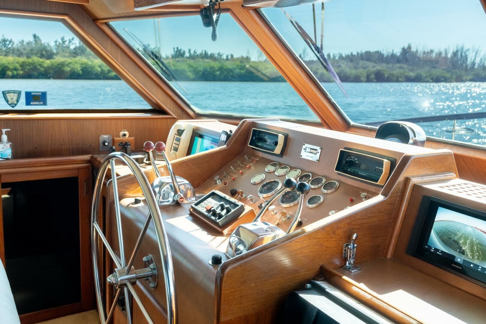 1985 Hatteras 53 Motor Yacht