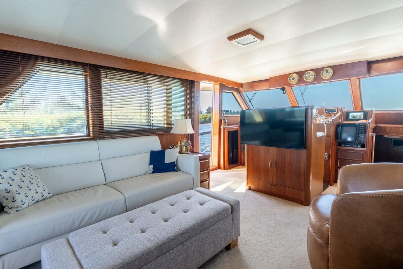 1985 Hatteras 53 Motor Yacht