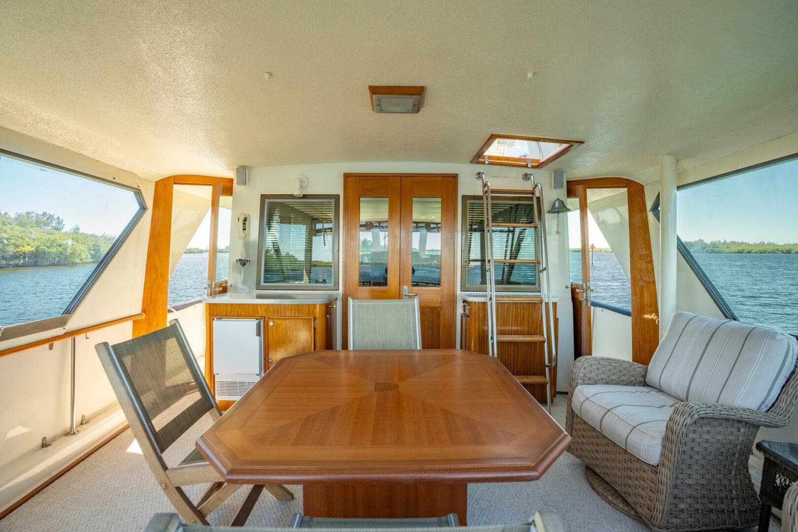 1985 Hatteras 53 Motor Yacht