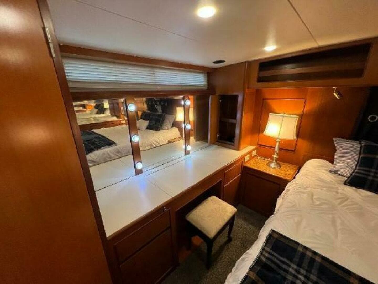 1998 Hyatt 51 Aft Cabin MY