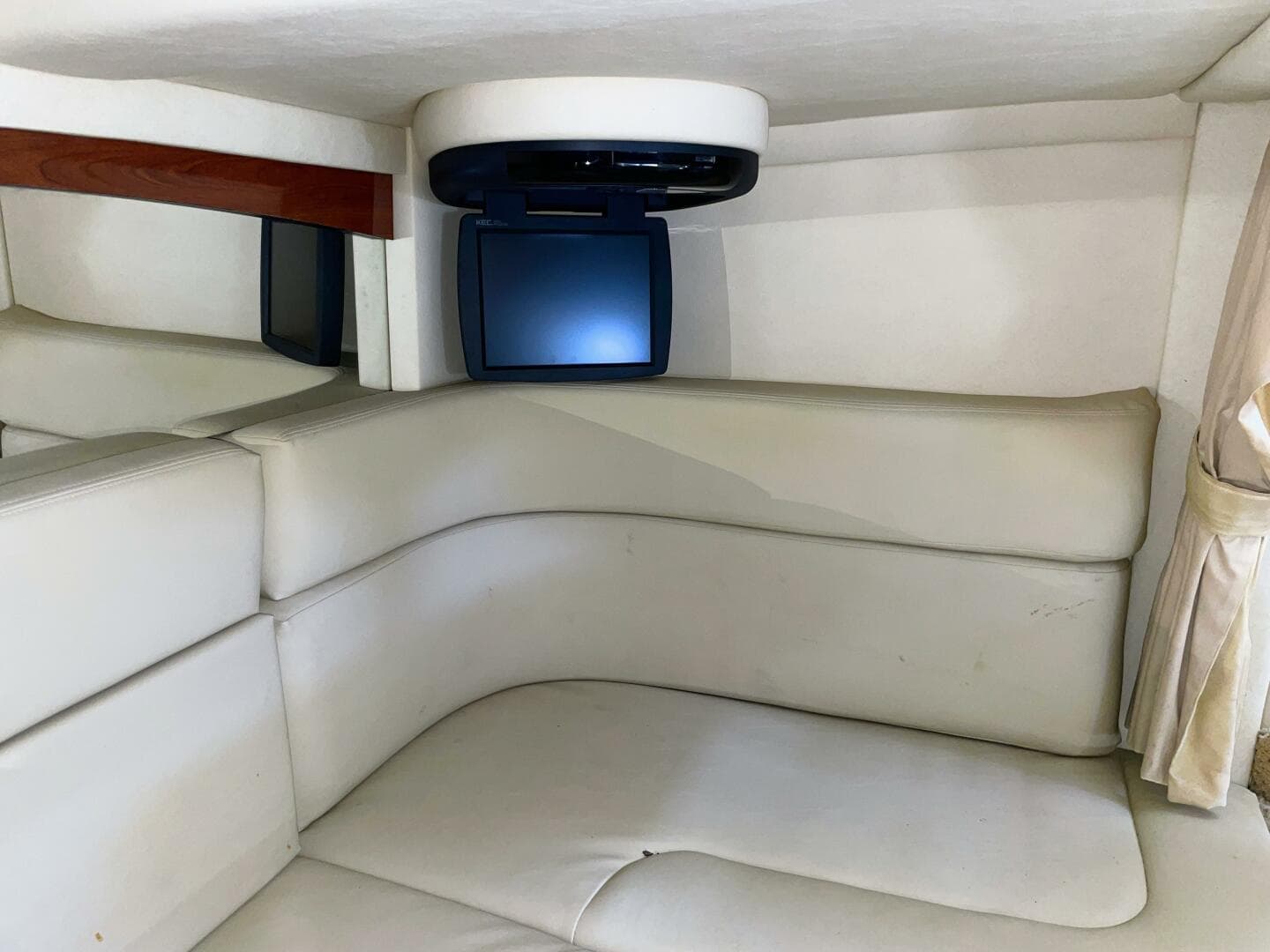 2006 Sea Ray 320 Sundancer