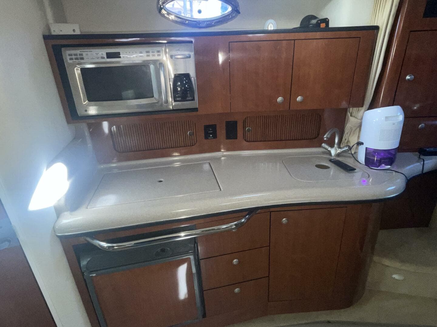 2006 Sea Ray 320 Sundancer