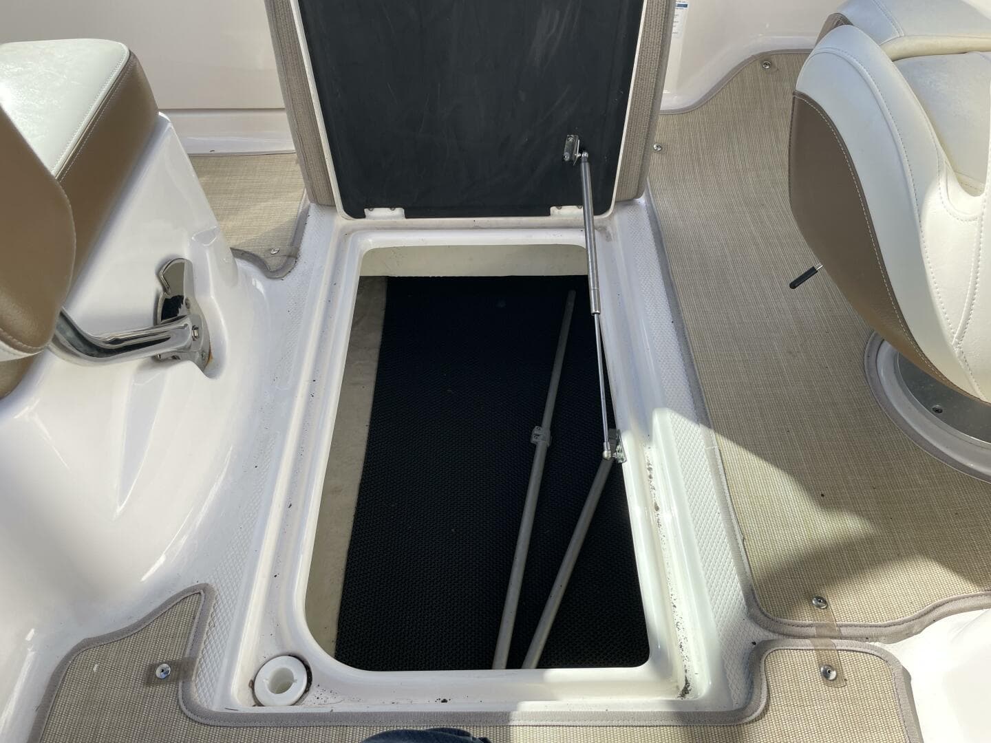 2016 Chaparral 210 Suncoast