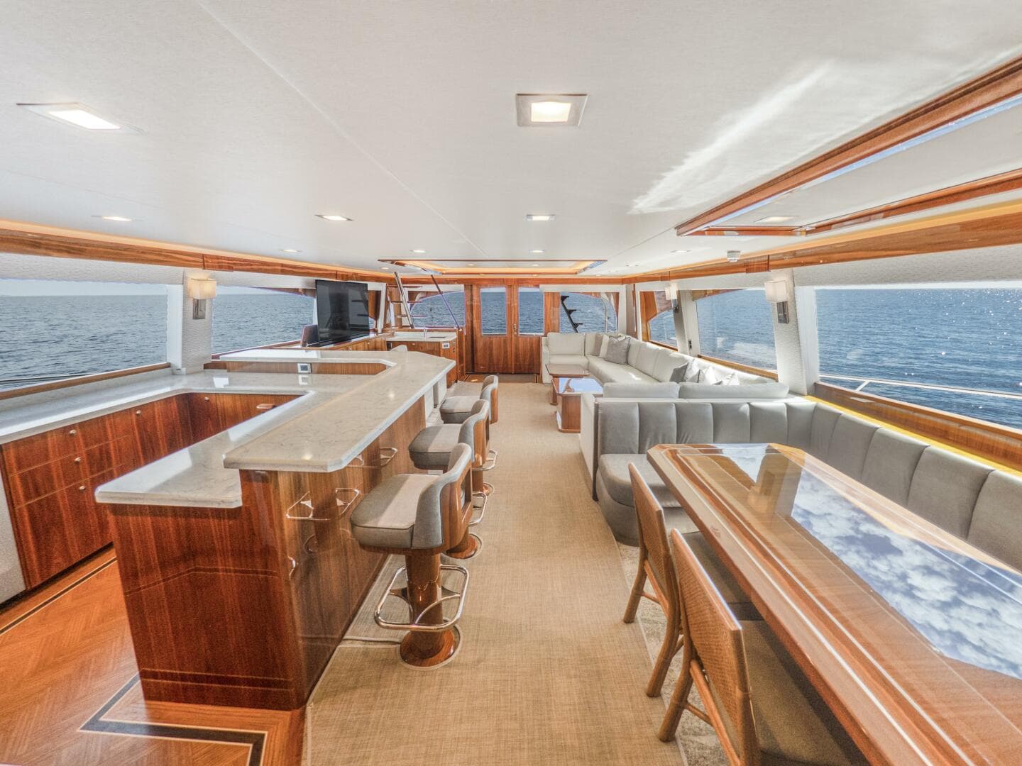 2021 Viking 92 Skybridge