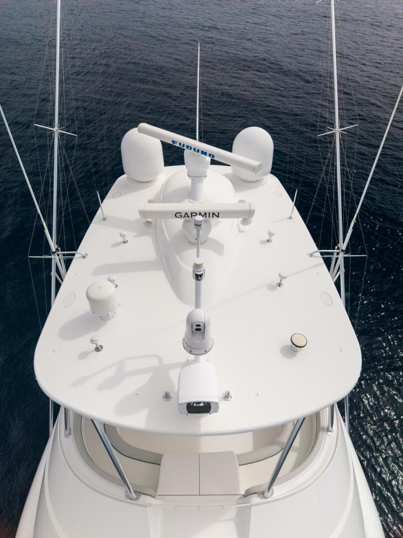 2021 Viking 92 Skybridge