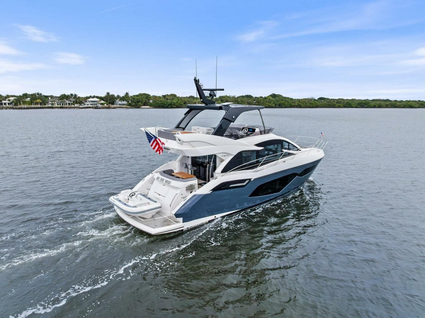 2025 Sunseeker 55 Manhattan