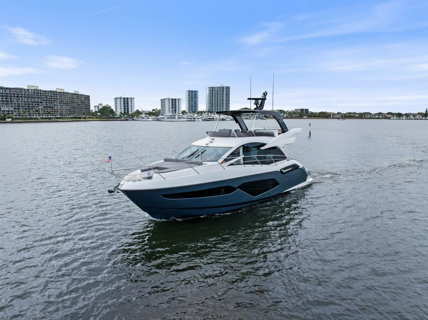 2025 Sunseeker 55 Manhattan