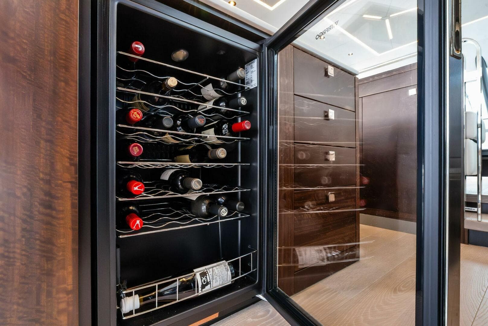 2025 Sunseeker 55 Manhattan